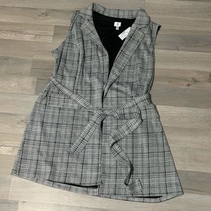 Sleeveless Over Coat